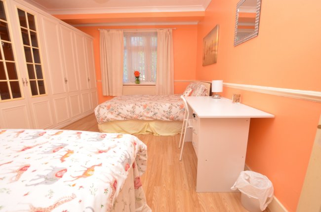1 bedroom, Stapenhill Road, HA0 3JJ